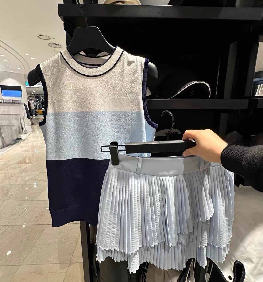 Korean Style Color Block Knit  – Summer Golf Clothing recenzja i cena