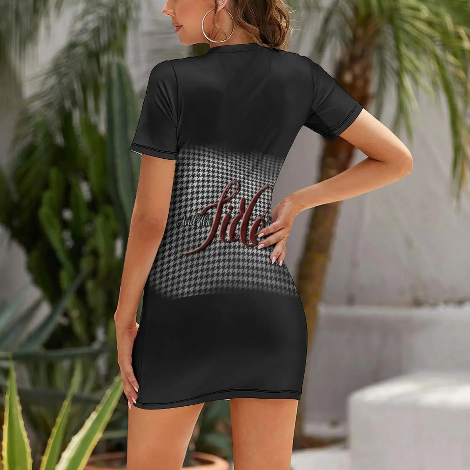 And The Tide Rolls On, V2 Shor – Summer Clothing Online recenzja i cena