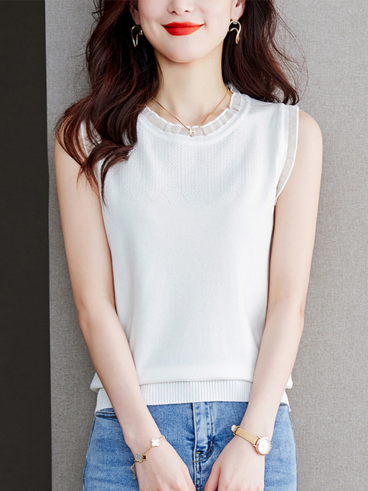 White Knitted Vest Women's Sui – Summer Clothing Outlet recenzja i cena